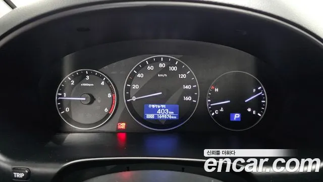 Hyundai Starex 2017 thumb 8