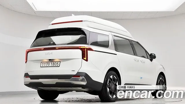 Kia Carnival 2025 thumb 2