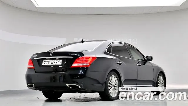 Hyundai Equus 2014 thumb 2