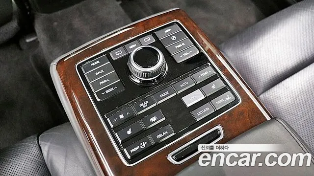 Hyundai Equus 2014 thumb 9