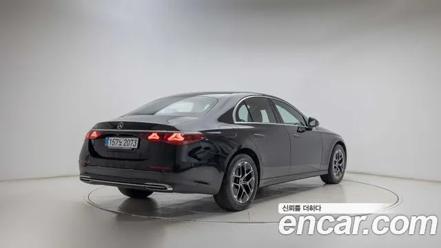 Mercedes-Benz E-Класс 2026 thumb 2