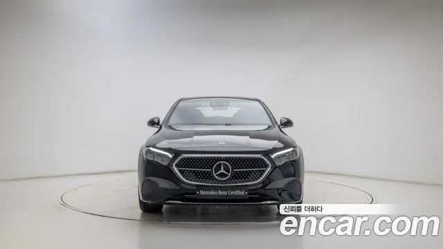 Mercedes-Benz E-Класс 2026 thumb 3