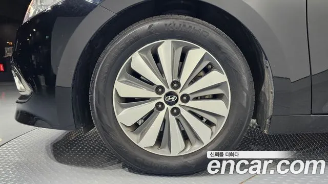 Hyundai Grandeur 2016 thumb 4