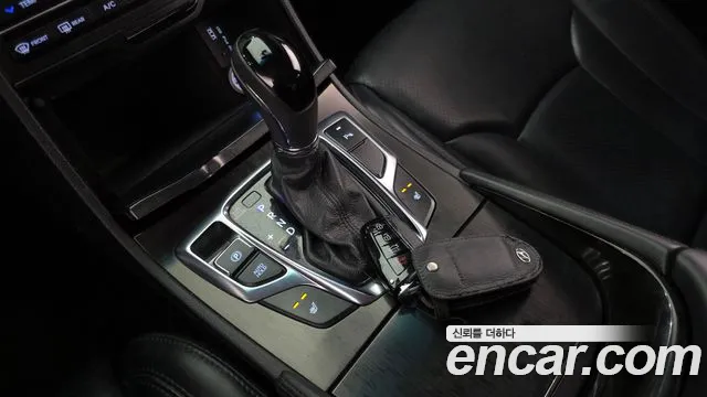 Hyundai Grandeur 2016 thumb 8