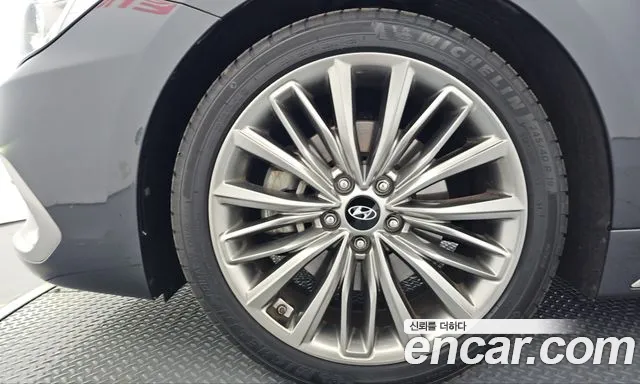 Hyundai Grandeur 2018 thumb 5