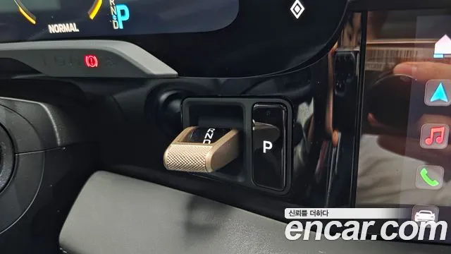 Porsche Taycan 2022 thumb 9