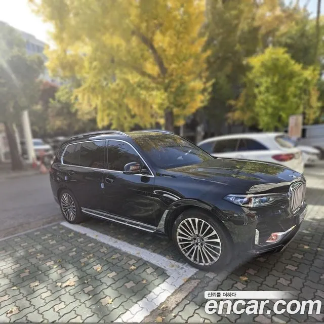 BMW X7 2022 thumb 11