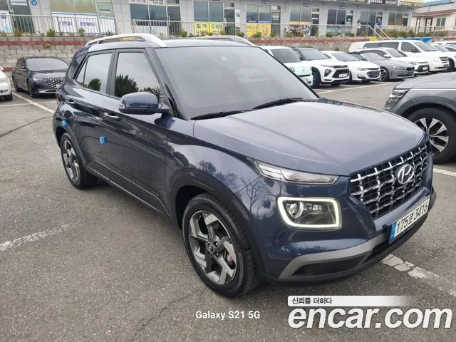 Hyundai Venue 2022 thumb 2