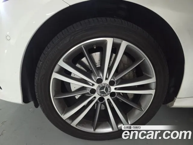 Mercedes-Benz CLS-Class 2018 thumb 5