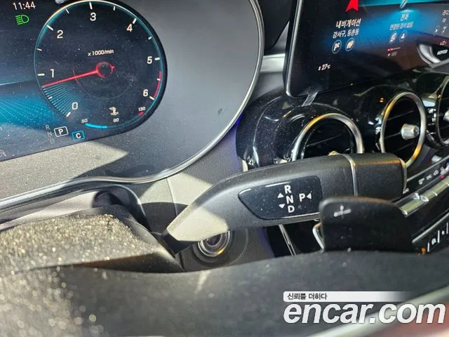 Mercedes-Benz GLC 2021 thumb 9
