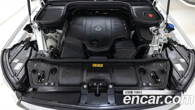 Mercedes-Benz GLS 2025 thumb 6