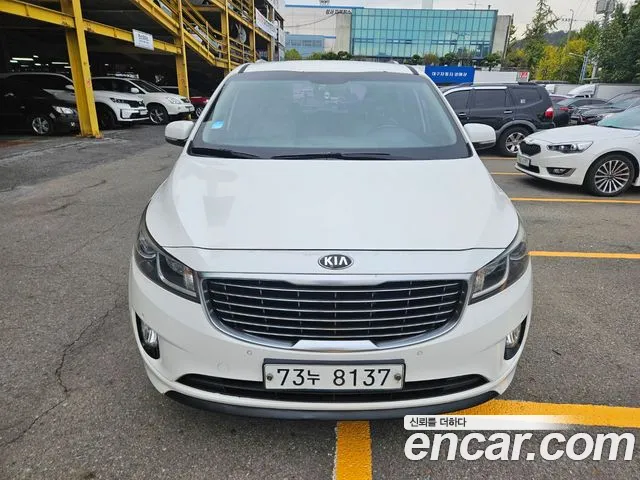 Kia Carnival 2014 thumb 3