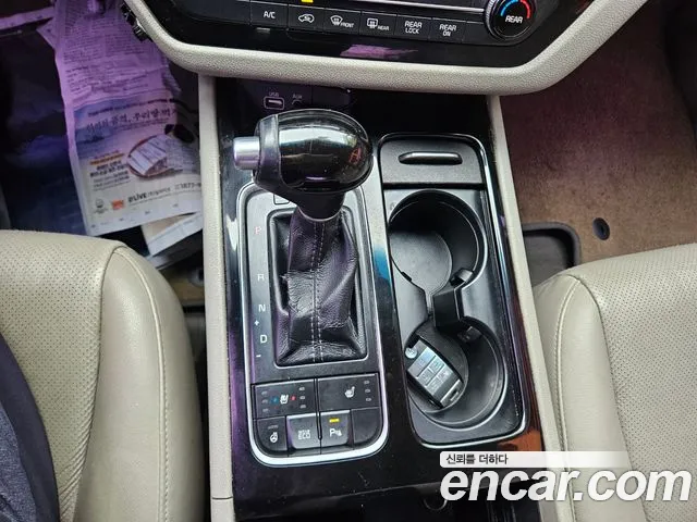 Kia Carnival 2014 thumb 9