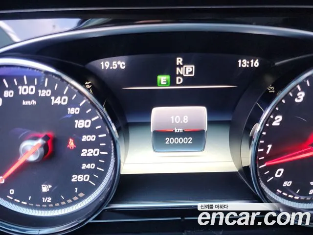 Mercedes-Benz E-Класс 2018 thumb 6