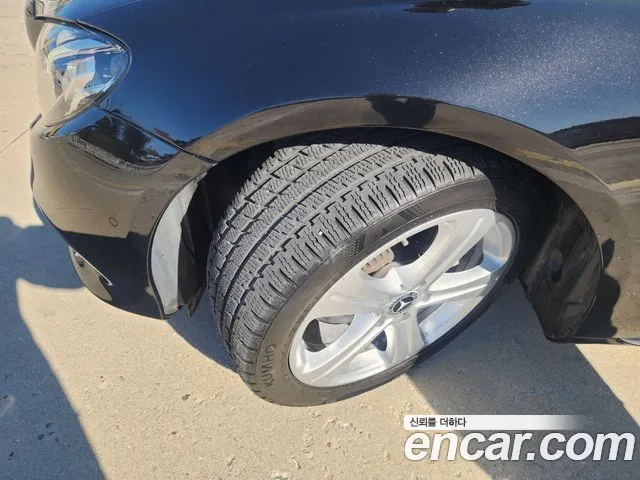 Mercedes-Benz E-Класс 2018 thumb 7