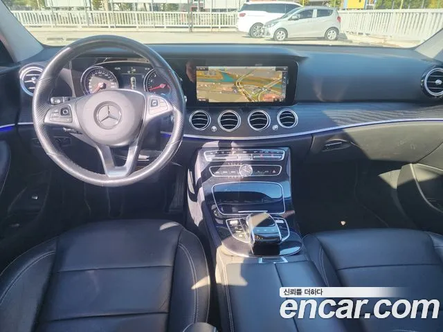 Mercedes-Benz E-Класс 2018 thumb 8