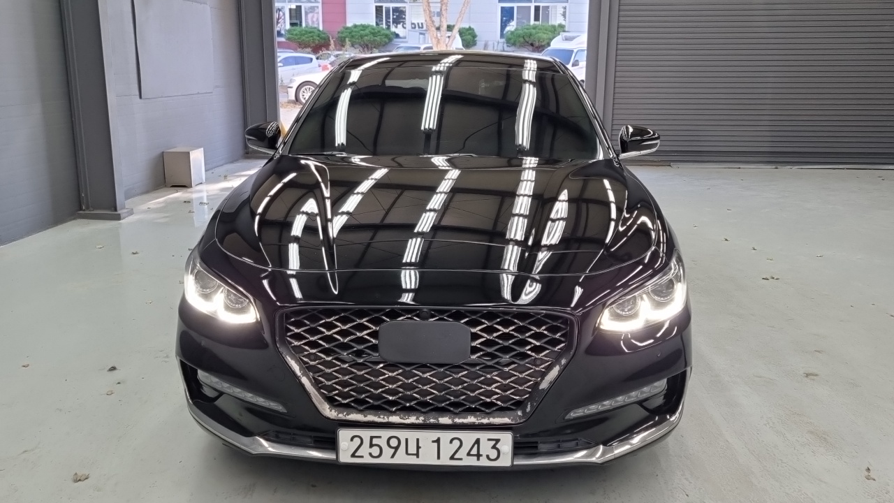 Hyundai Grandeur 2017 thumb 3