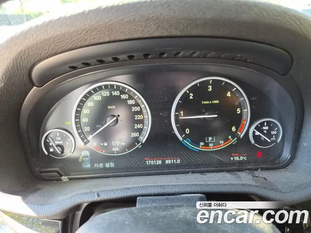 BMW X3 2016 thumb 9