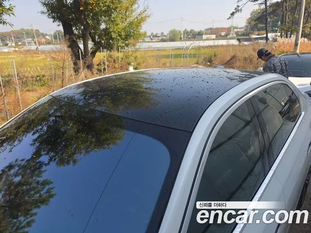 BMW i7 2023 thumb 4