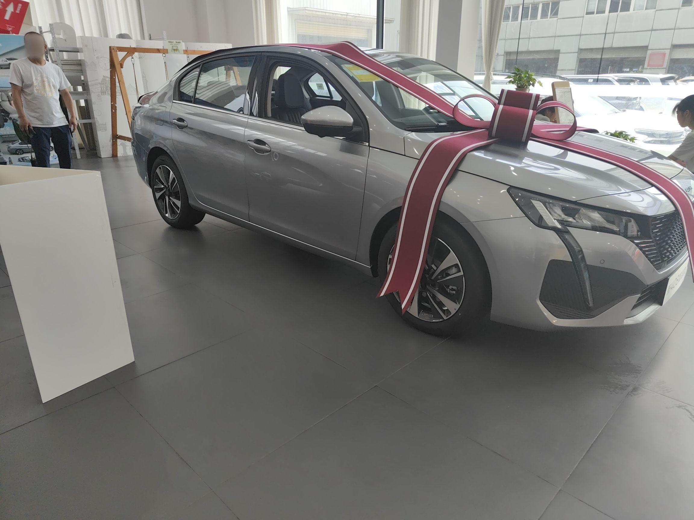 Peugeot 408 2024 thumb 3