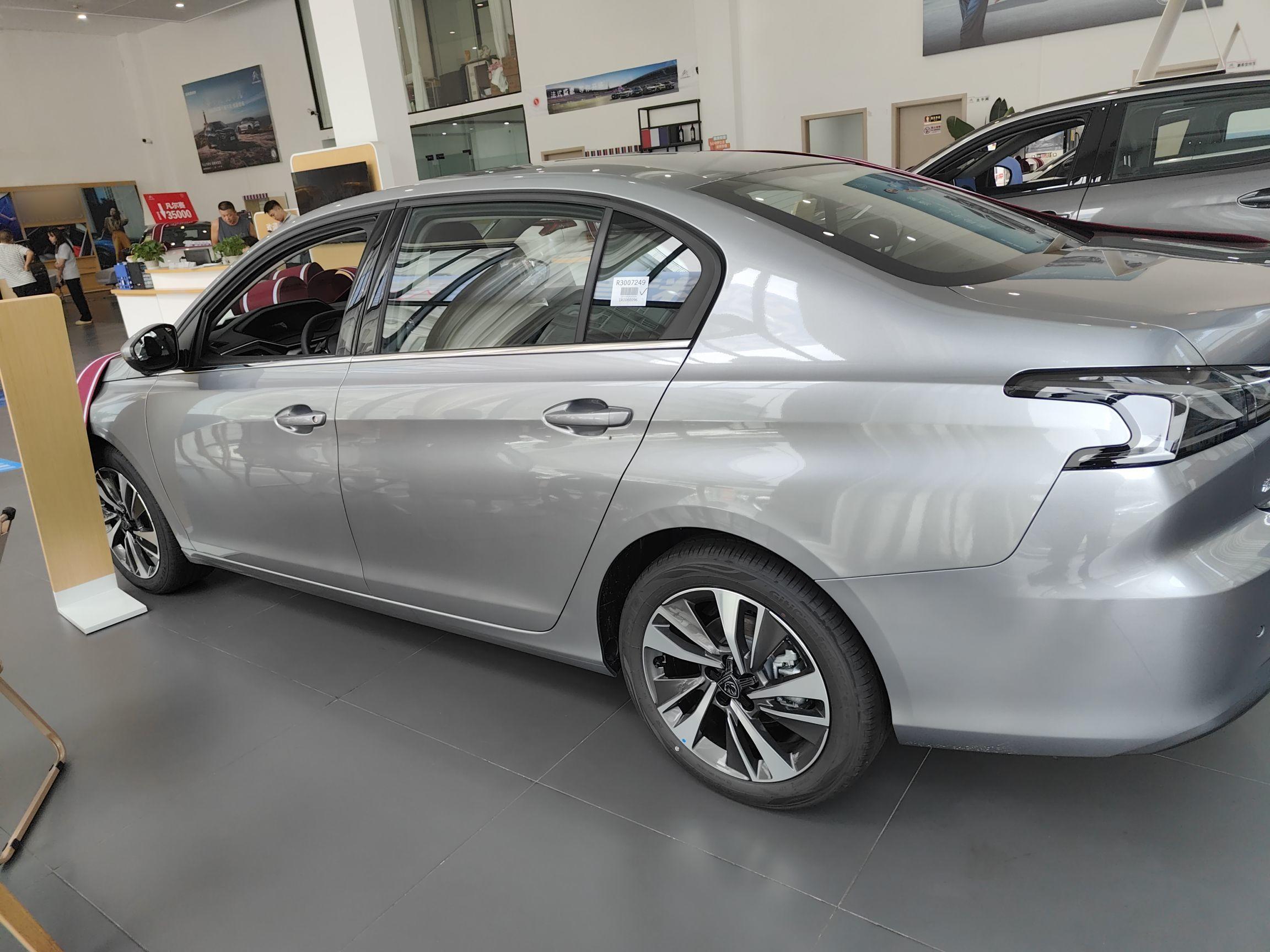 Peugeot 408 2024 thumb 6