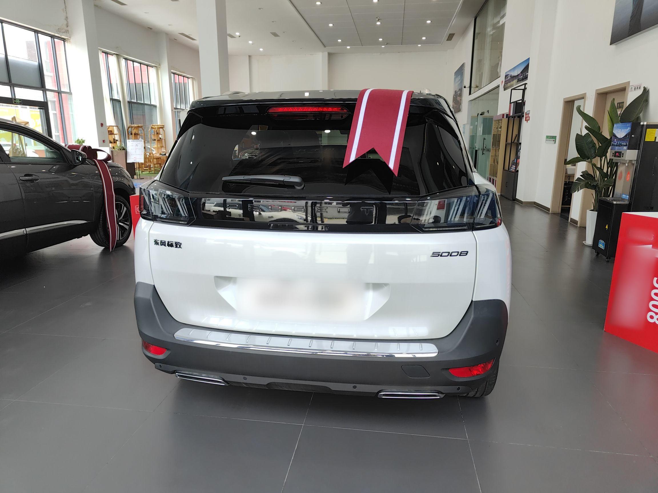 Peugeot 5008 2023 thumb 4