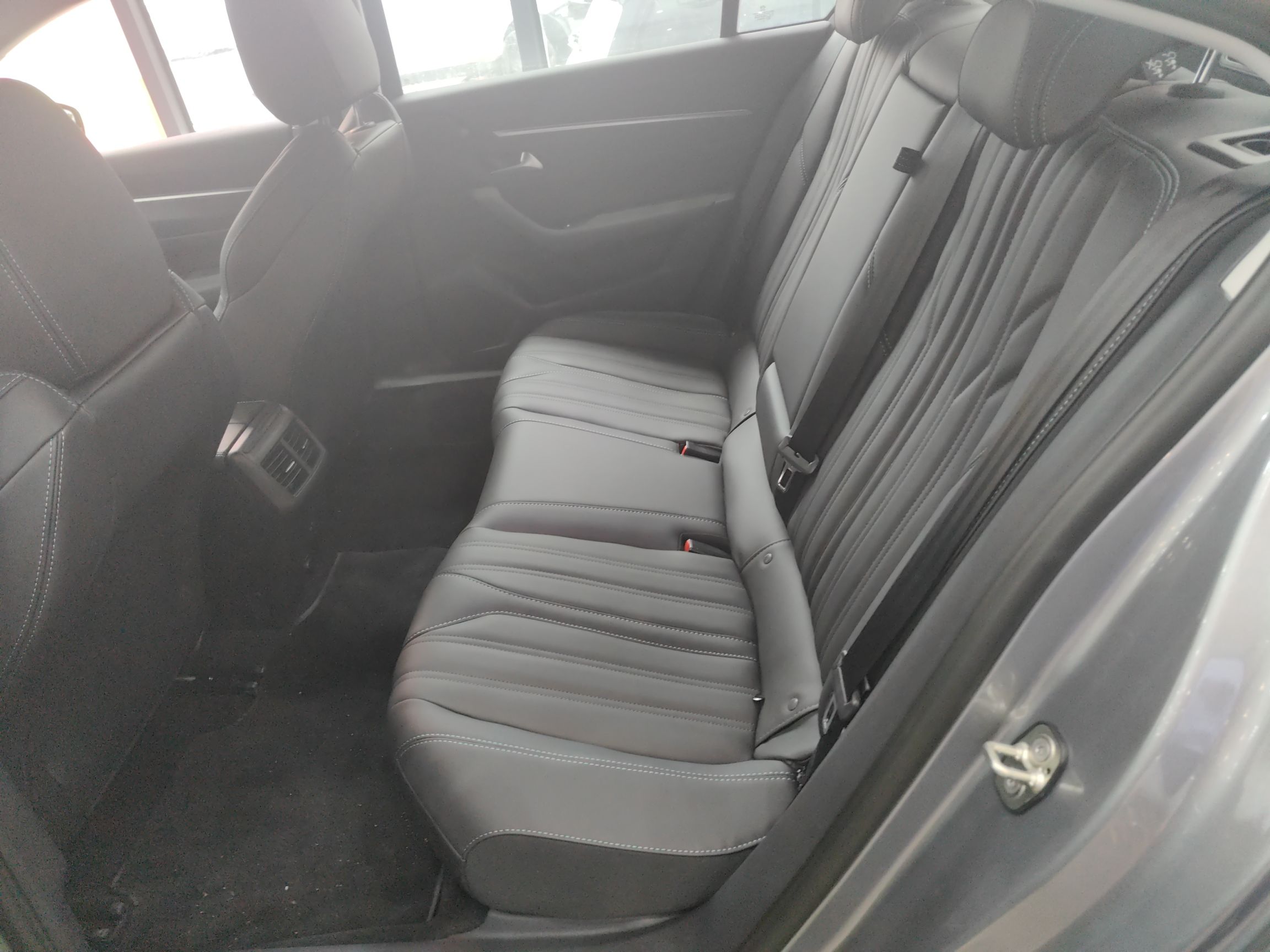 Peugeot 508 2023 thumb 7