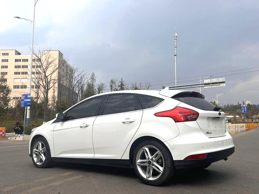 Ford Focus ST 2020 thumb 8