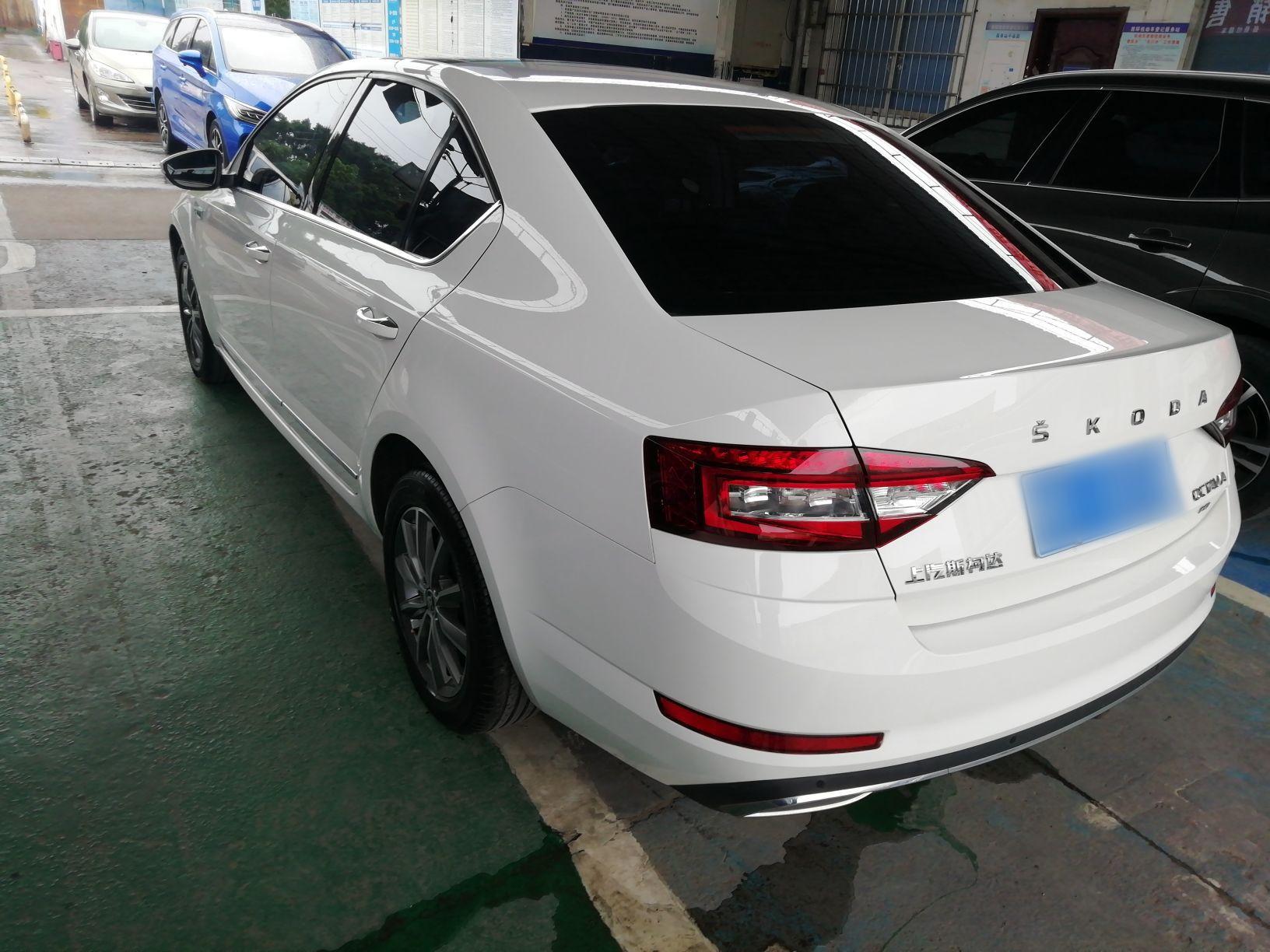 Skoda Octavia 2020 thumb 4