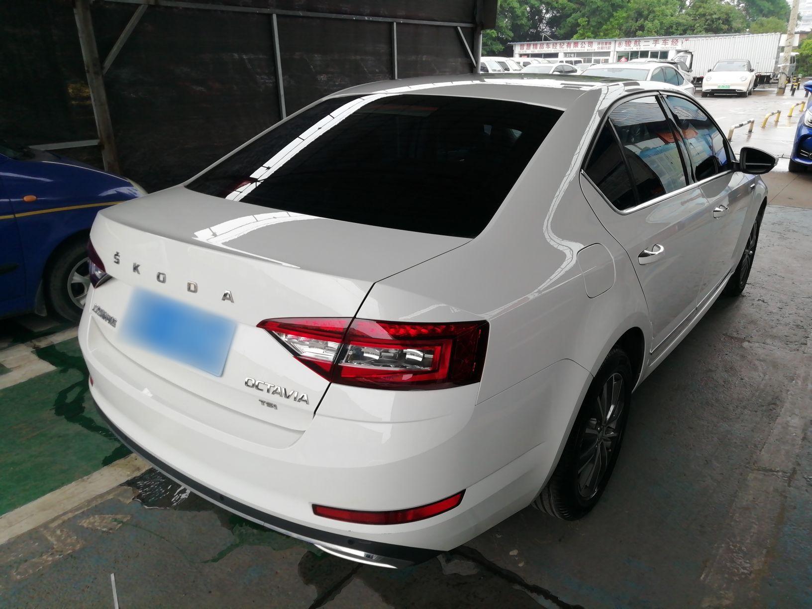 Skoda Octavia 2020 thumb 6
