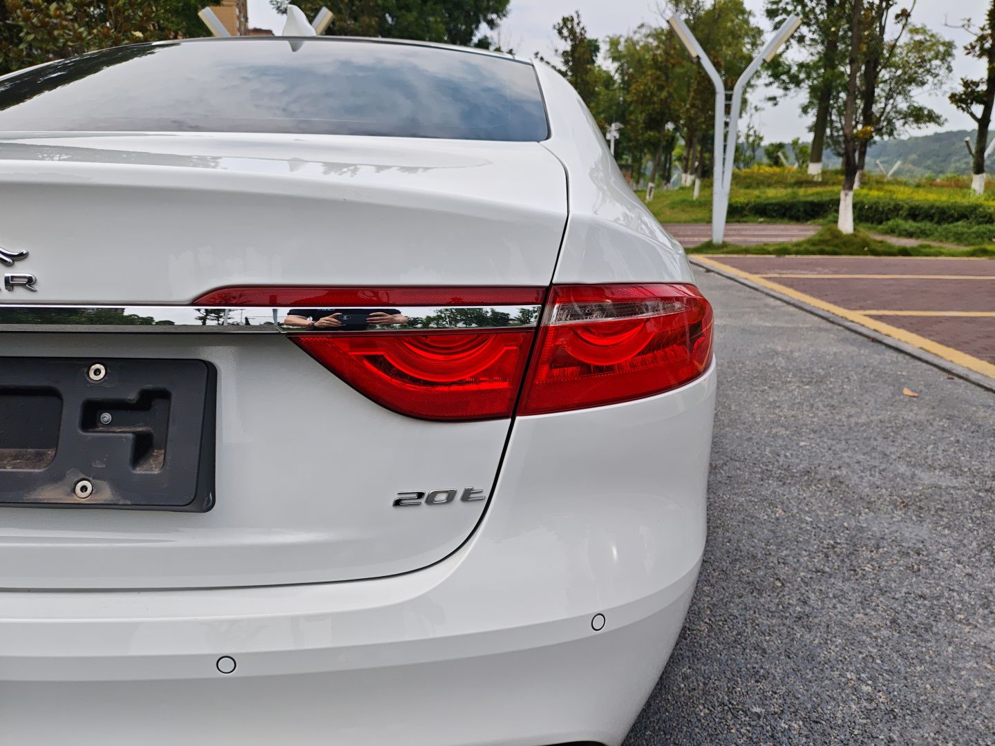 Jaguar XF 2019 thumb 7