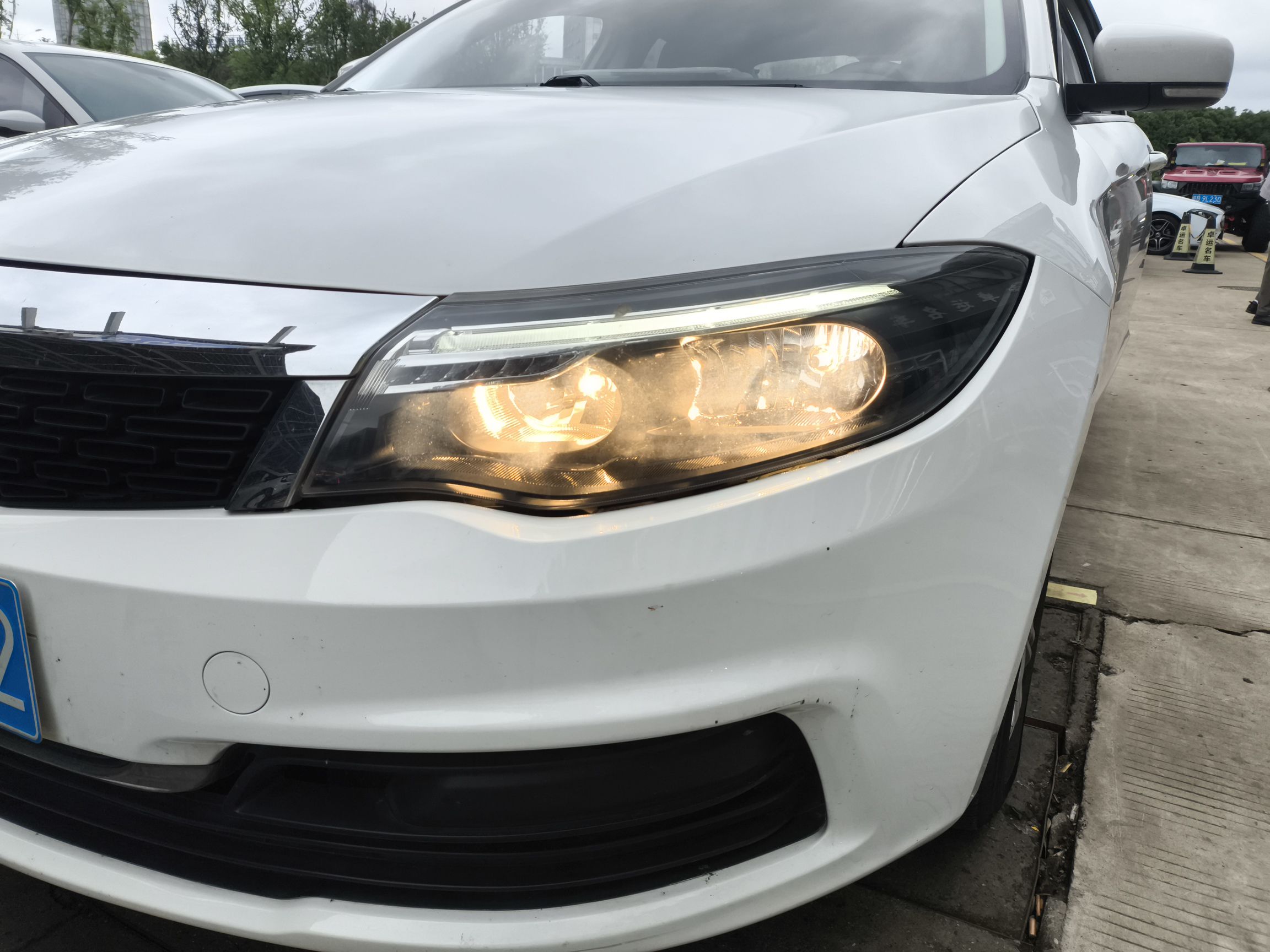 Qoros 3 2021 thumb 9
