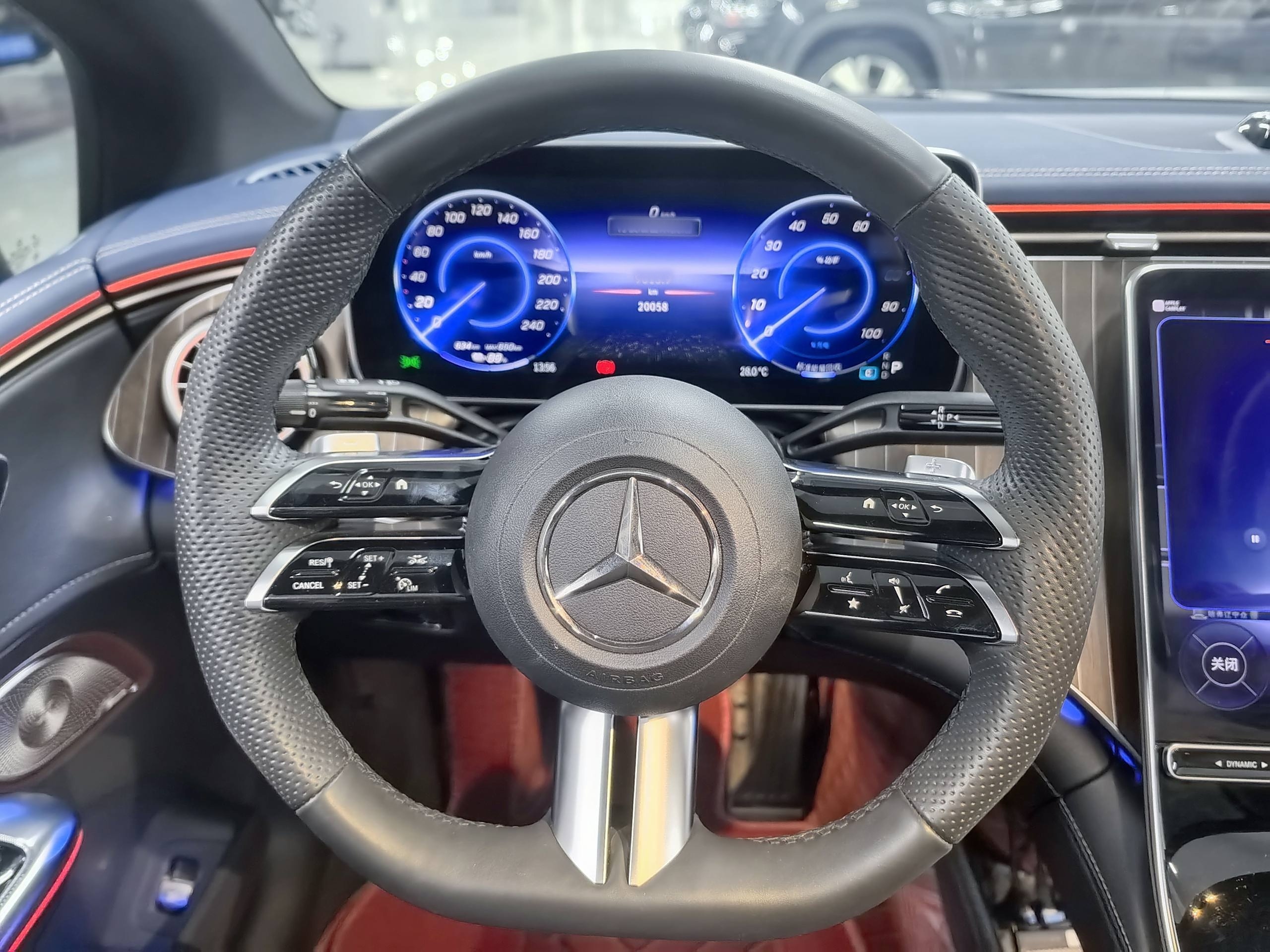 Mercedes-Benz EQE 2022 thumb 11