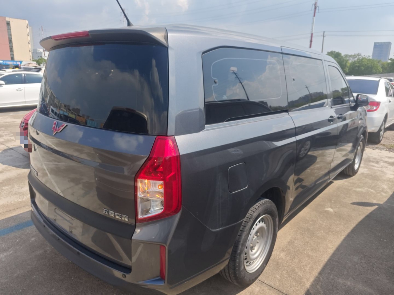 Wuling Zheng Cheng 2022 thumb 6