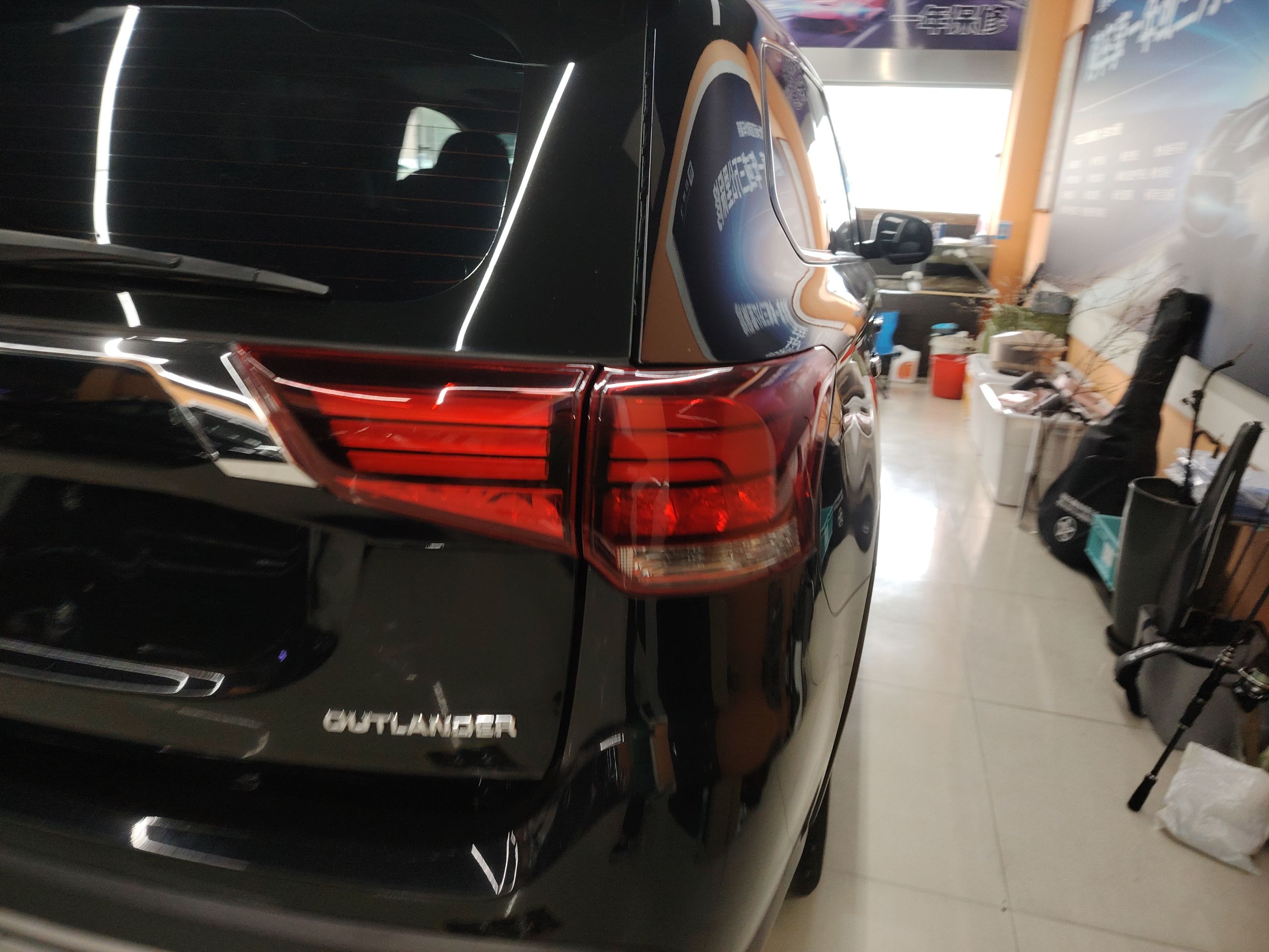 Mitsubishi Outlander 2019 thumb 7
