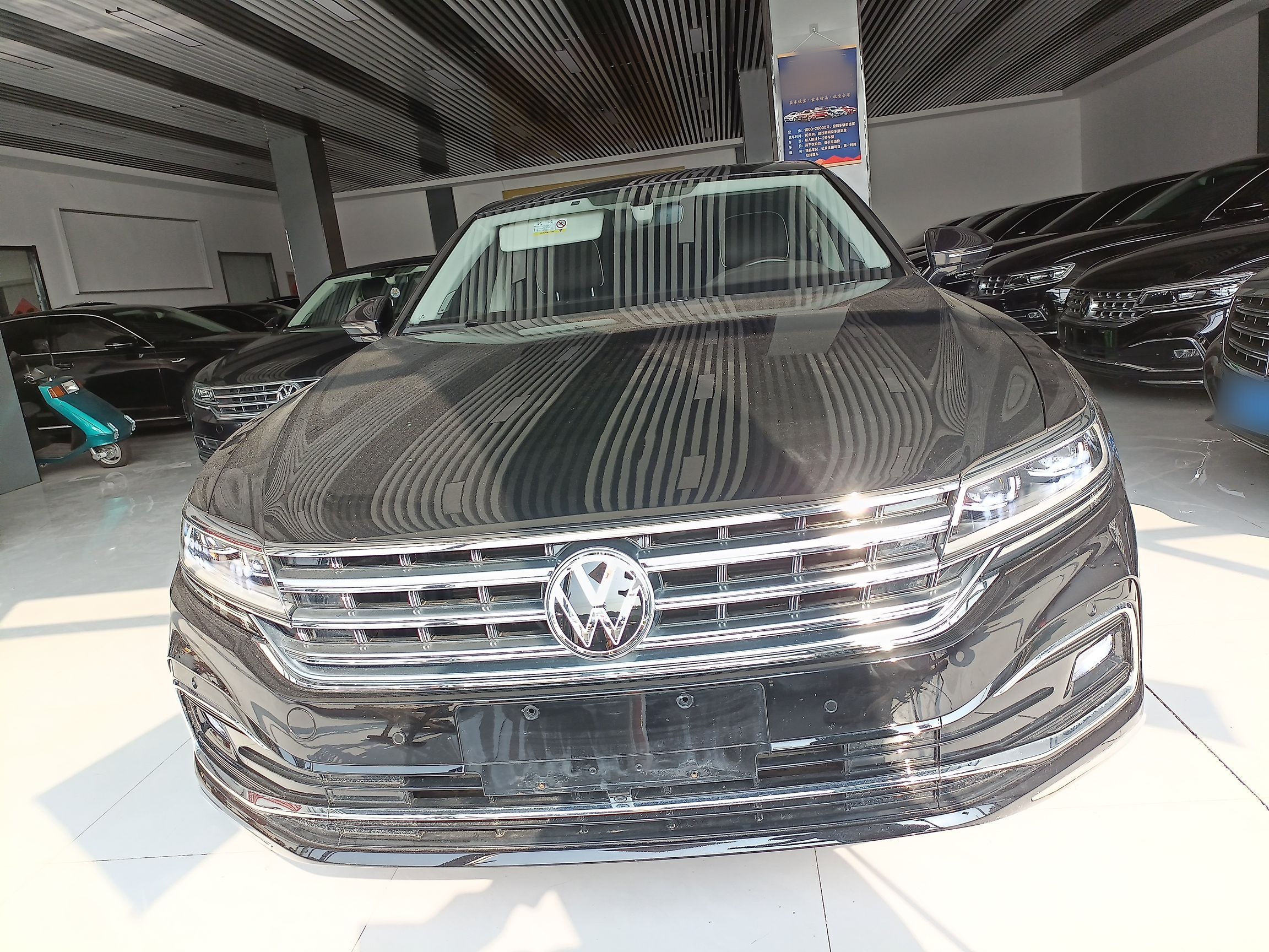 Volkswagen Phideon 2021 thumb 2