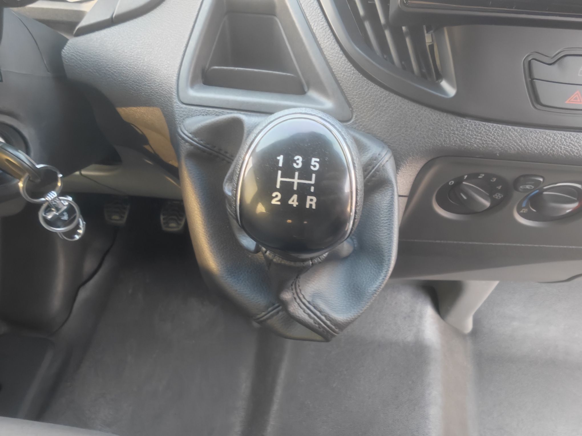 Ford Transit 2020 thumb 12