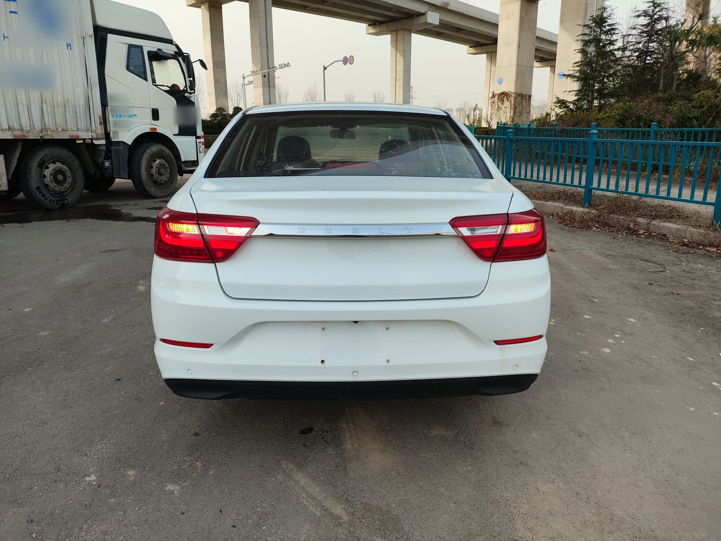 Geely Vision 2019 thumb 4