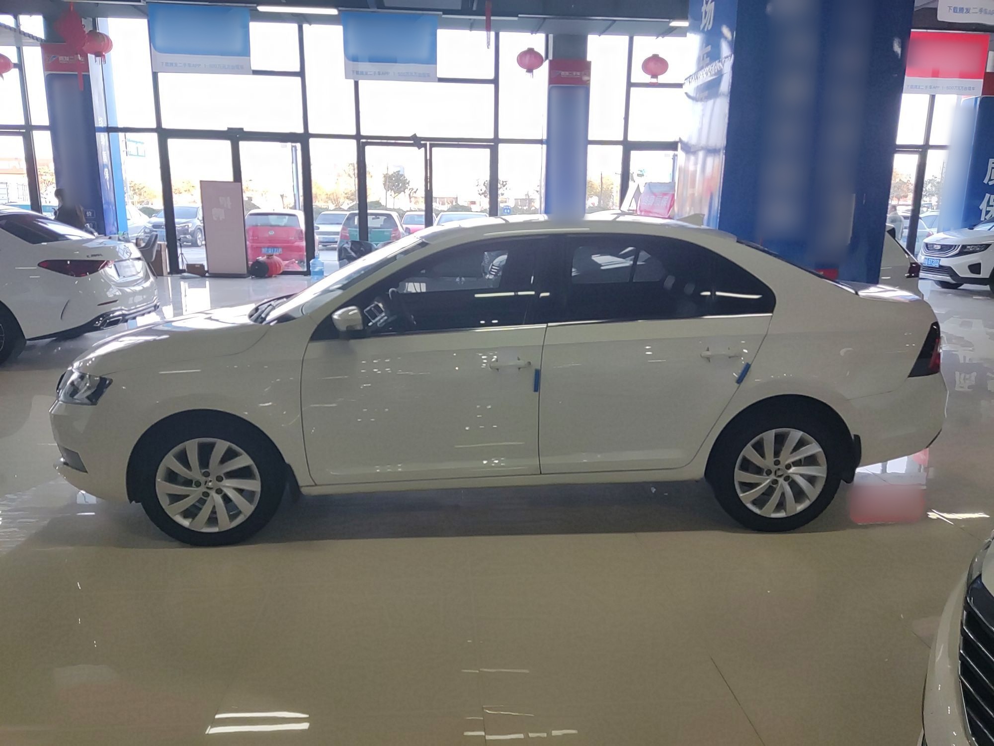 Skoda Rapid 2019 thumb 4