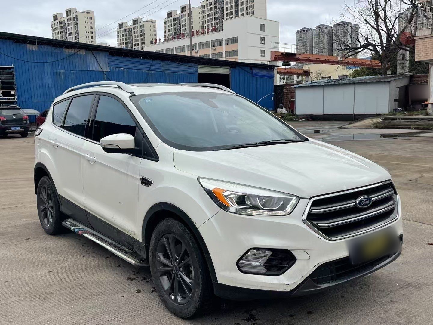 Ford Kuga 2019 thumb 3