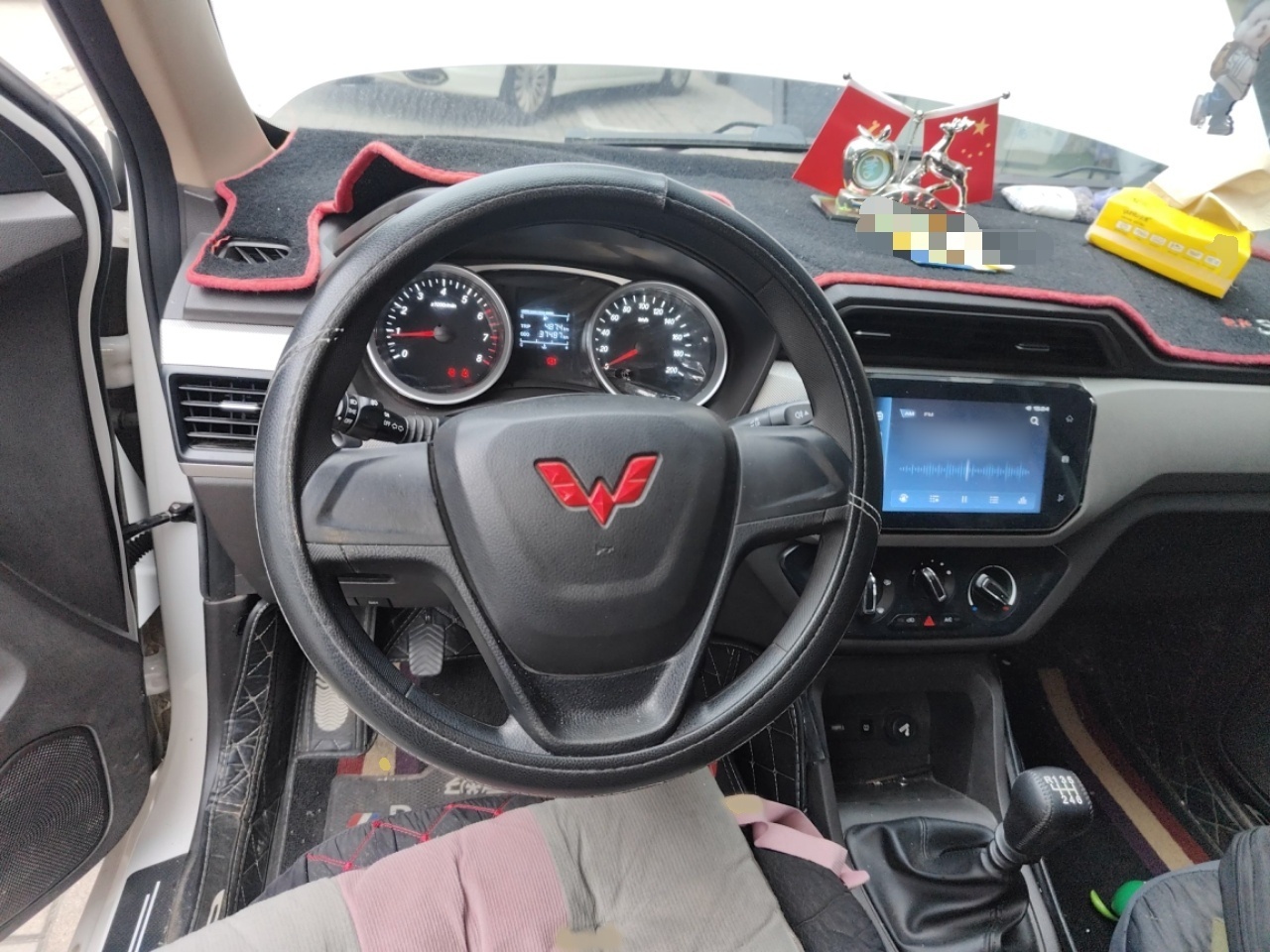 Wuling Hong Guang 2021 thumb 9