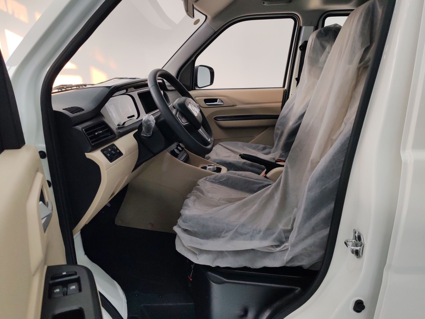 Changan Kuayue V5 EV 2025 thumb 8