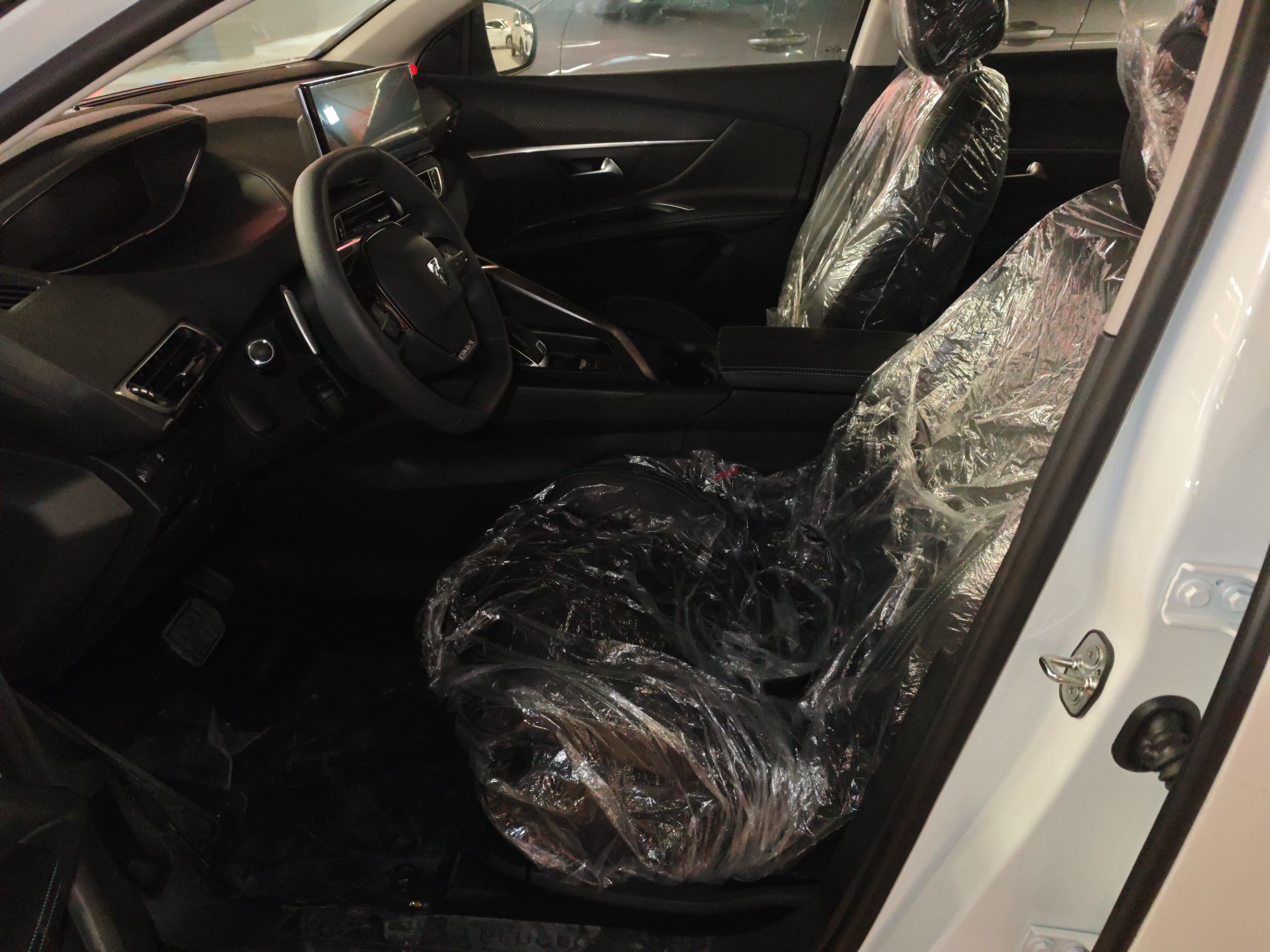 Peugeot 4008 2024 thumb 8