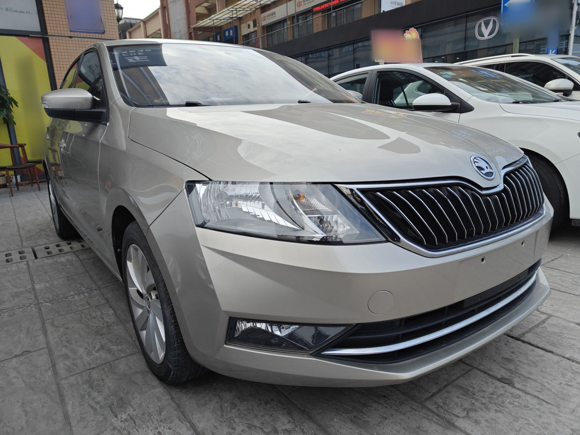Skoda Rapid 2019 thumb 3