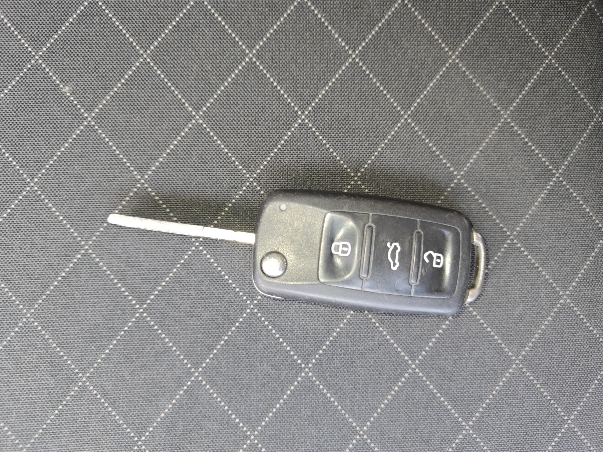 Skoda Rapid 2019 thumb 8