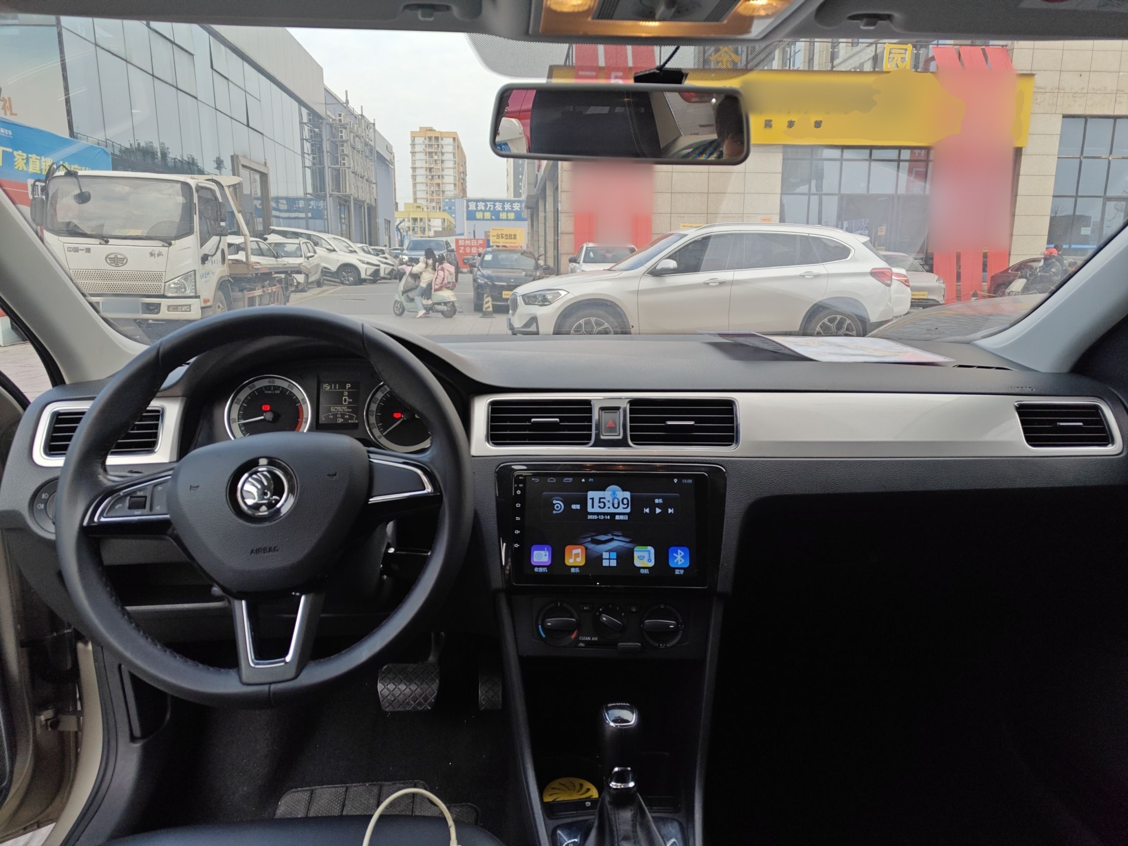 Skoda Rapid 2019 thumb 9