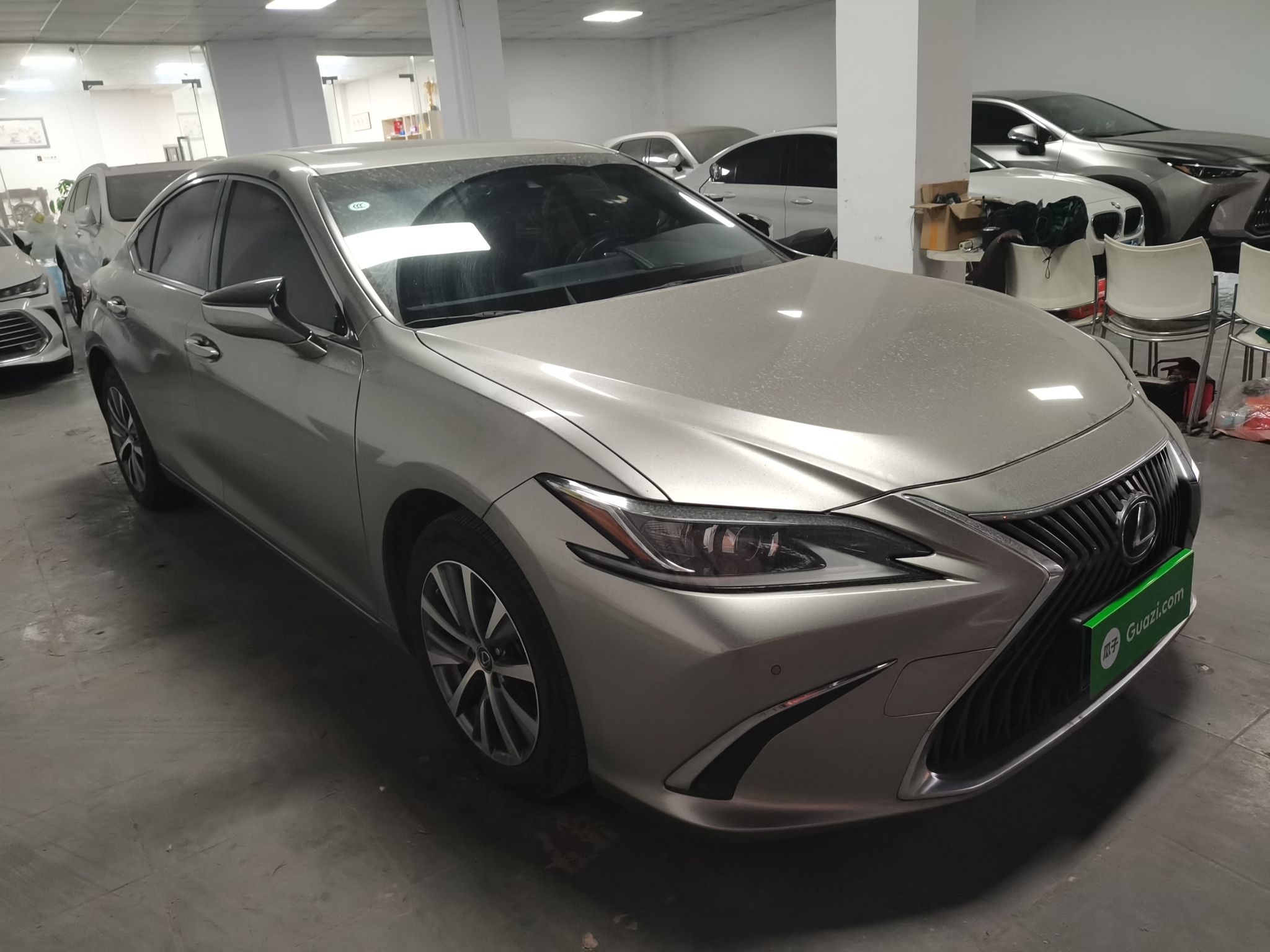 Lexus ES 2020 thumb 3