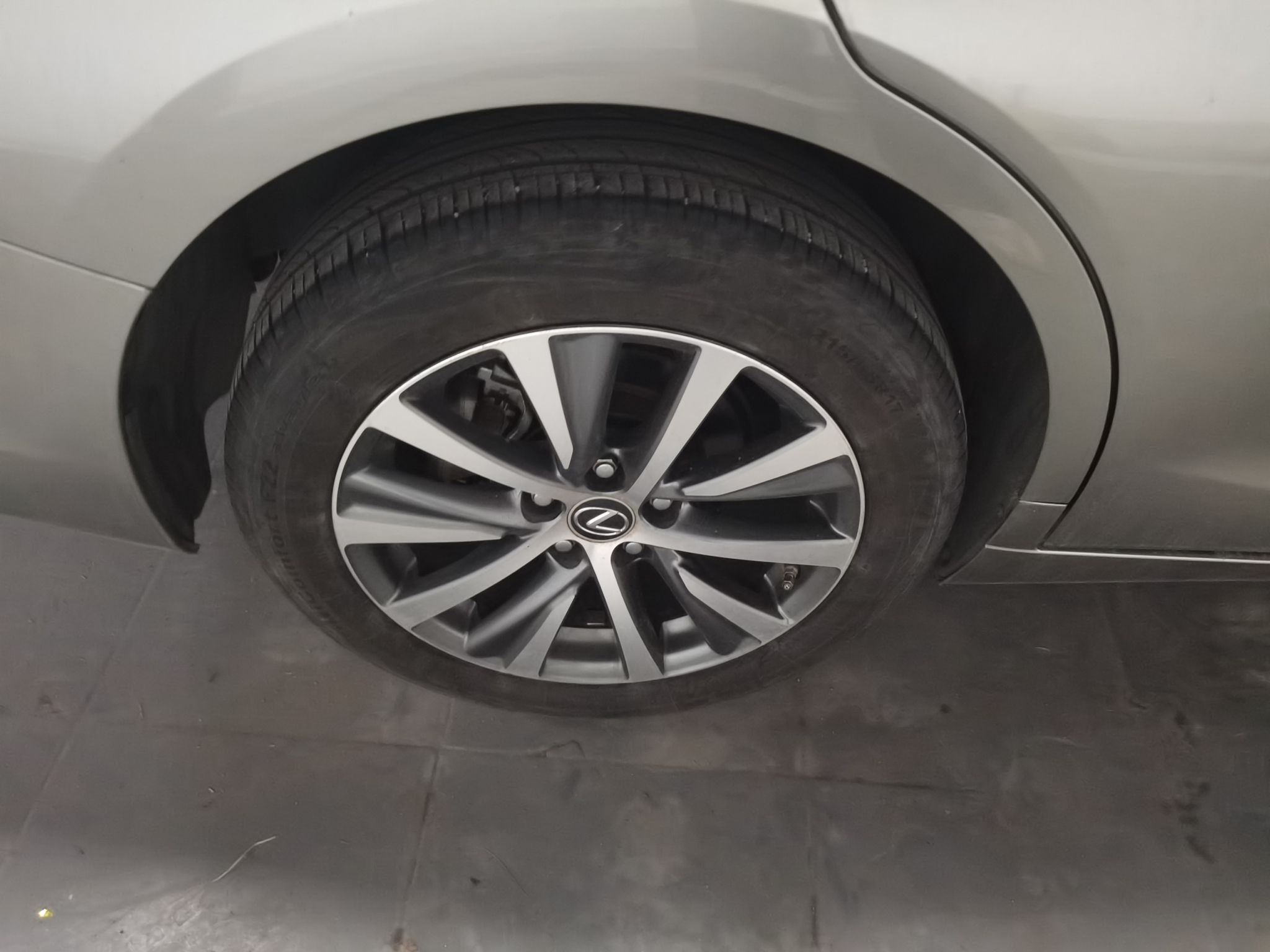 Lexus ES 2020 thumb 9