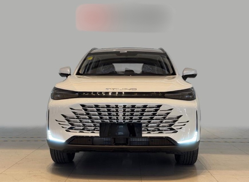 BAIC X7 2023 thumb 2