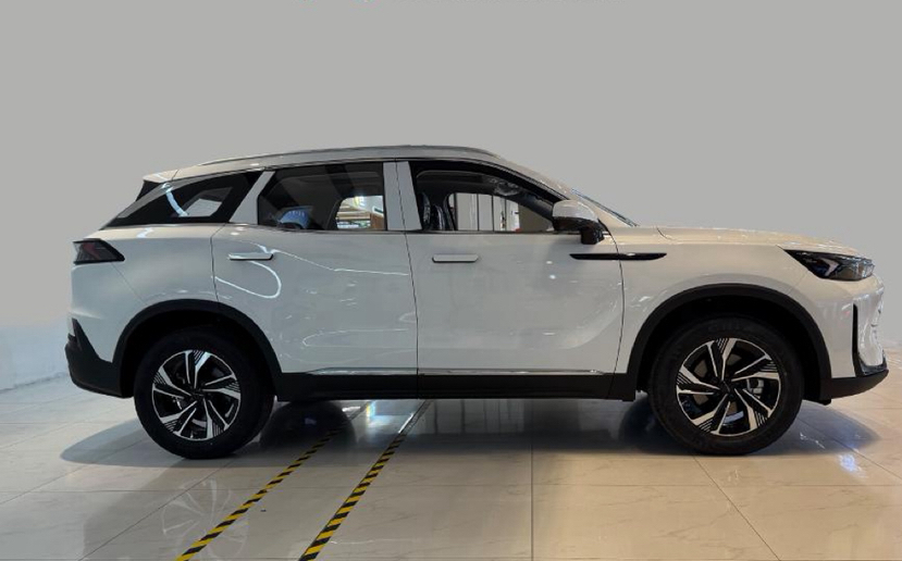 BAIC X7 2023 thumb 3